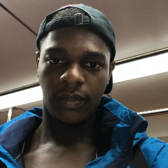 Profile Picture of Byron Pondexter (@lordbyron61) on Poshmark