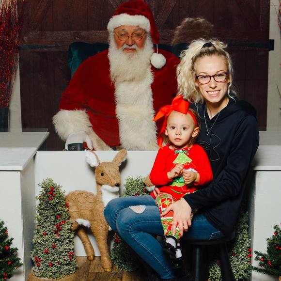 Profile Picture of Jillian Doran (@jilliandoran) on Poshmark