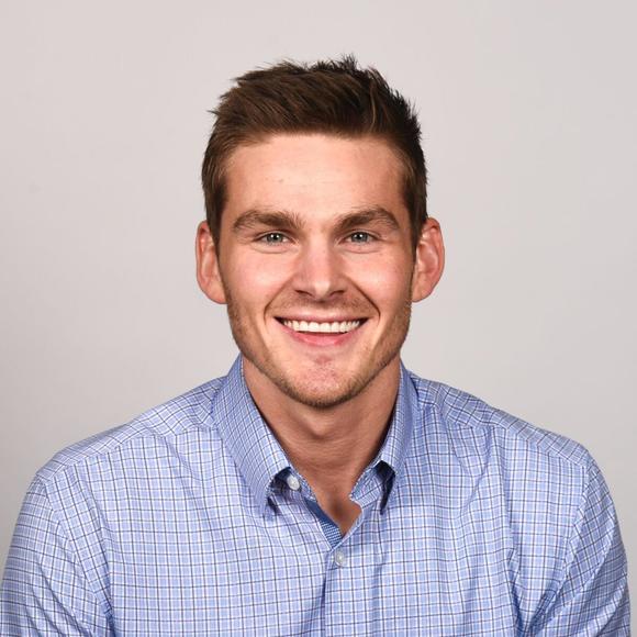 Profile Picture of Tom Kujak (@tomkujak) on Poshmark