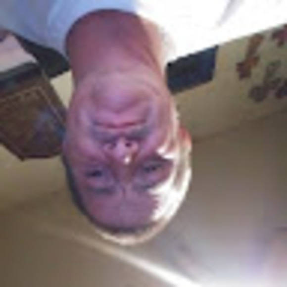 Profile Picture of Ryan Batchelor (@ryanbatchelo864) on Poshmark