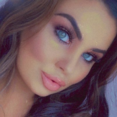 Profile Picture of Jennifer MacMillan (@jengirlxo) on Twitter