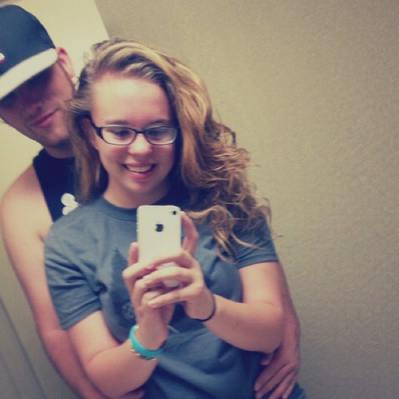 Harleigh Mayle - Poshmark Profile Picture of Harleigh Mayle (@harleighjo) on Poshmark