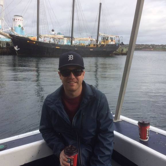 Profile Picture of Kevin Sponseller (@kevinsponseller) on Poshmark