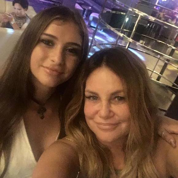 Profile Picture of Jordan Andelin (@jordana319) on Poshmark