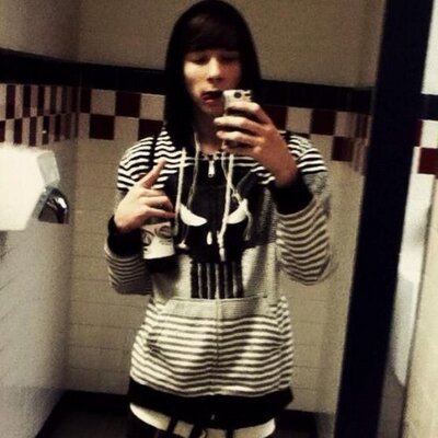 Profile Picture of Jake Appel (@mV_Rogue) on Twitter