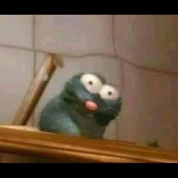 Profile Picture of Katreena Pflugradt (@oksoyea) on Poshmark