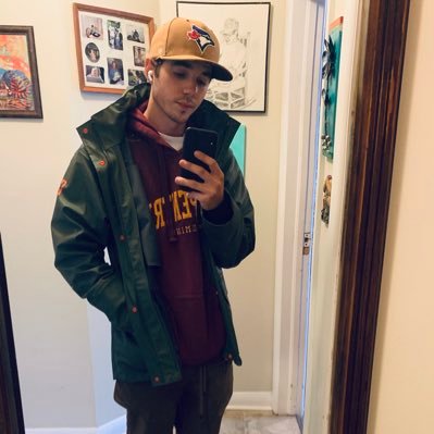 Profile Picture of Drew (@_AndrewBryden) on Twitter