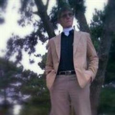 Profile Picture of Robert Humphrey (@3rob6) on Twitter