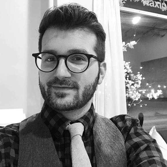 Profile Picture of Luis Morteo (@mrluismorteo) on Poshmark