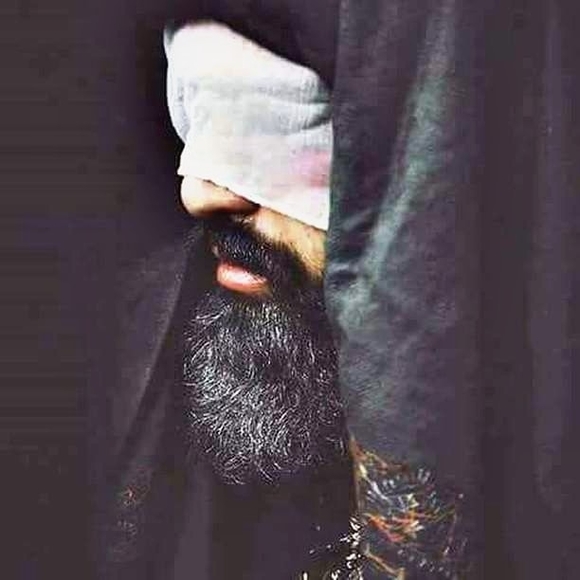 Profile Picture of Temon Dede (@temondede) on Poshmark