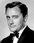 Profile Picture of Robert Vaughn - Wikipediaon Wikipedia