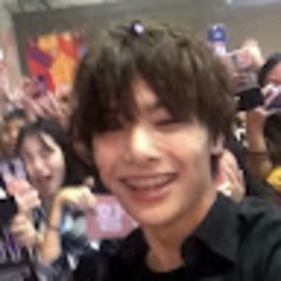 Profile Picture of Anwar Anwar (@fatimaanwar2008) on Poshmark