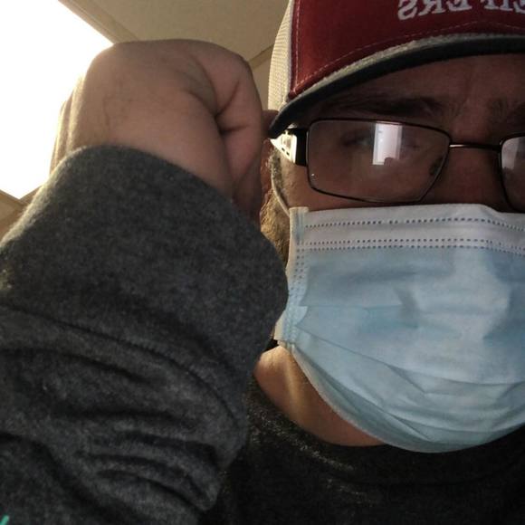 Profile Picture of Jerrit Dåy (@boo1213) on Poshmark