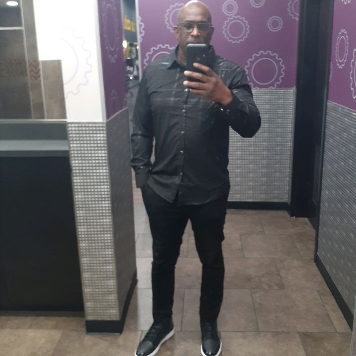 Profile Picture of ericnathan (@ericnathab) on Tiktok