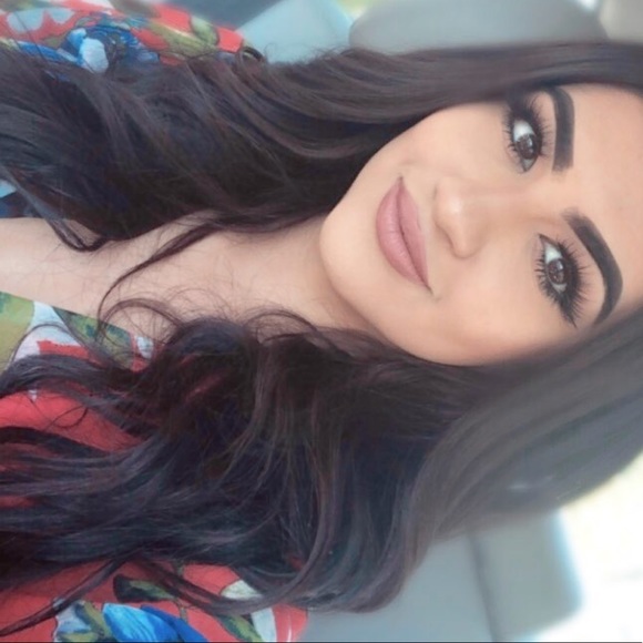 Profile Picture of Ashley Ramirez (@galoreandmore99) on Poshmark