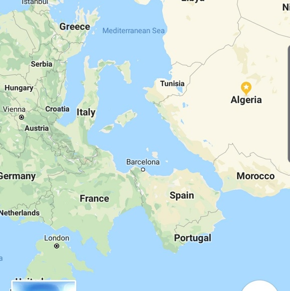 Profile Picture of Dave Czerwien (@davez1418) on Poshmark