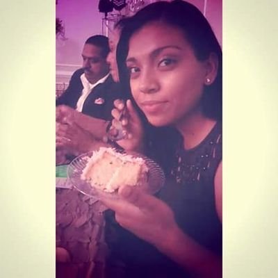 Profile Picture of Cassandra Castillo C (@CassCastle1) on Twitter