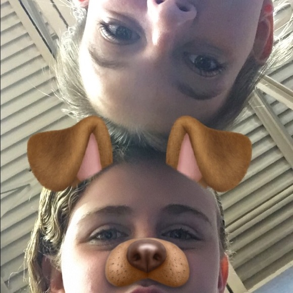 Profile Picture of Hannah Lytle (@hannah_ashlyn_) on Poshmark