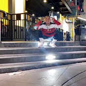 Profile Picture of Alex Mo (@OfficialAone98) on Youtube