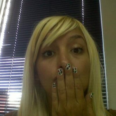 Profile Picture of Paula Amato (@06Amato) on Twitter