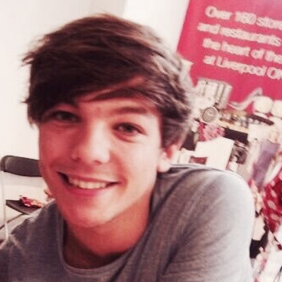 Profile Picture of Jessica Herculano (@jherculano45) on Poshmark