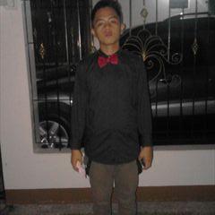 Profile Picture of Tikyo (@MolonMatthew) on Twitter