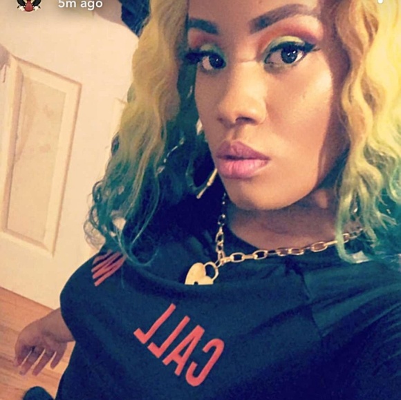 Ashantae Burden - Poshmark Profile Picture of Ashantae Burden (@aburden91) on Poshmark