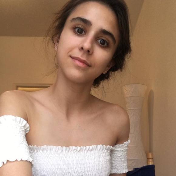 Profile Picture of Myriam Alvarez (@myrialva6) on Poshmark