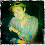 Profile Picture of Darrell Nobrega (@darrellmovies) on Youtube