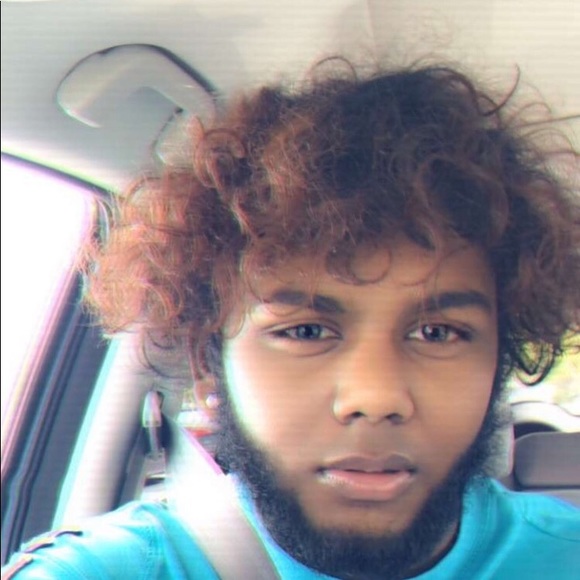 Profile Picture of Neeshad Singh (@neeshadsingh) on Poshmark