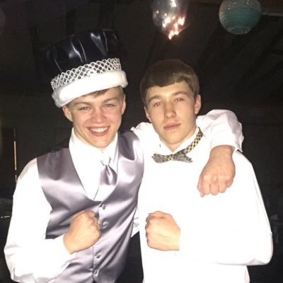 Profile Picture of Logan Mackey (@loganmackey99) on Twitter