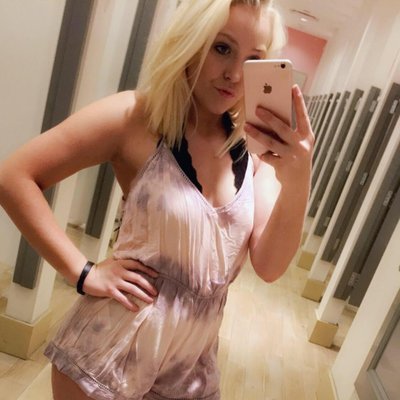 Profile Picture of Hailey Long (@haileylong7030) on Twitter