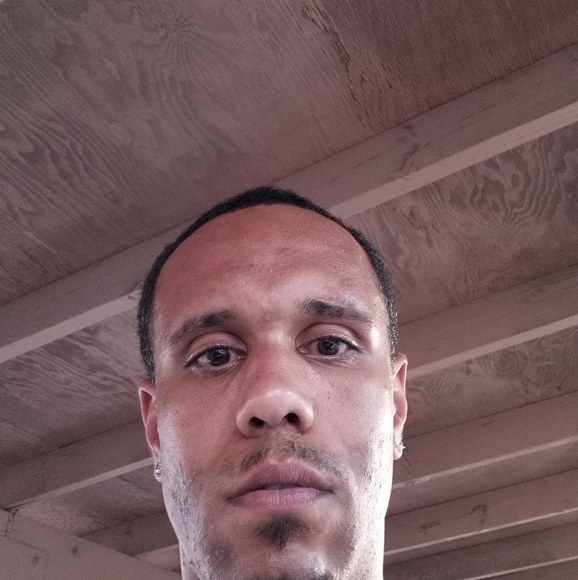 Profile Picture of Rj Blackshear (@blackrj161) on Poshmark