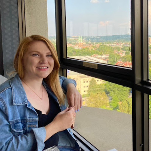 Profile Picture of Brett Schmidt (@brettkschmidt) on Poshmark