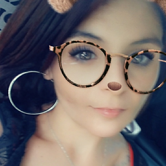 Profile Picture of Jason Barker (@ladysavageleigh) on Poshmark