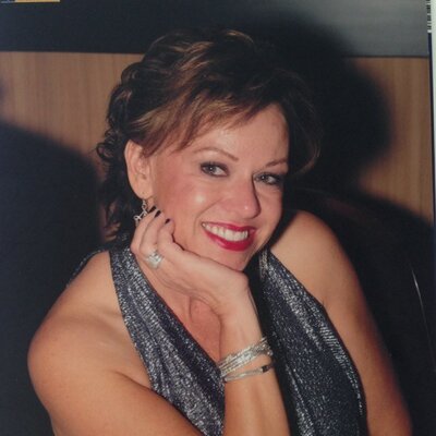 Profile Picture of Annette Chase (@Annette_Chase1) on Twitter