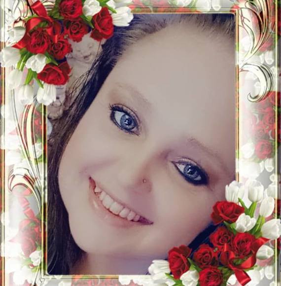 Profile Picture of Jonie Lambert (@jonielambert) on Poshmark