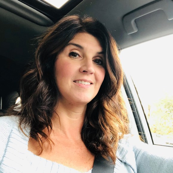 Profile Picture of Christine Bright (@christinebright) on Poshmark