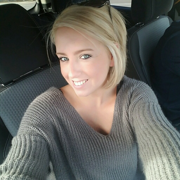 Lauren Delgatti - Poshmark Profile Picture of Lauren Delgatti (@ldelgatti) on Poshmark