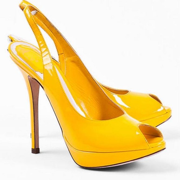 Profile Picture of Brandi Atmore (@bcharlie78) on Poshmark