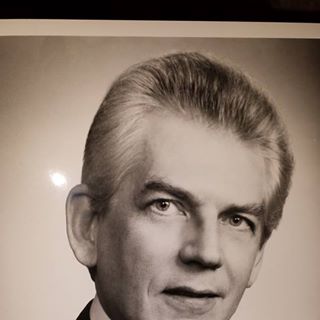 Profile Picture of Robert Falkner (@Robert-Falkner) on Facebook
