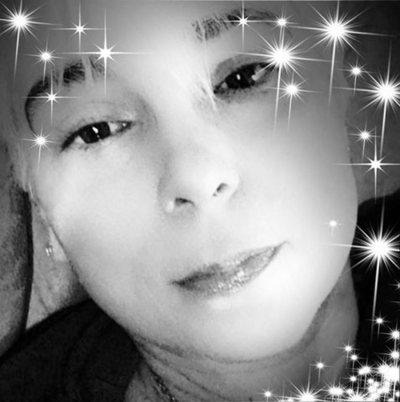 Profile Picture of Laurel Wade (@laurelwade95) on Poshmark
