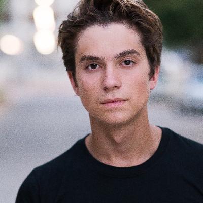 Profile Picture of Scott Anthony Chase (@ScottChaseActor) on Twitter