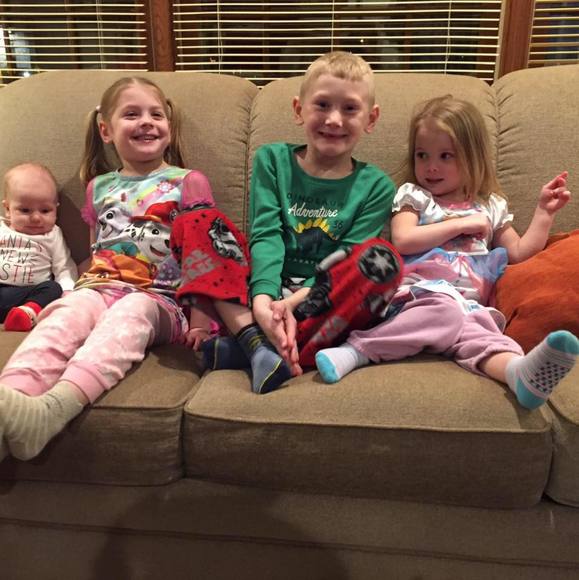 Profile Picture of Marsha Moyer (@mmoyer222) on Poshmark