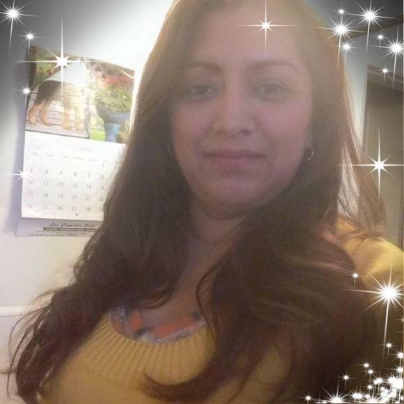 Profile Picture of Zulma Perez (@zulmaari) on Poshmark