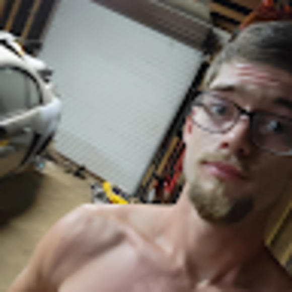 Profile Picture of Nathan Coxwell (@nccoxwell) on Poshmark