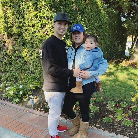 Profile Picture of Jann Pongsai (@jannie_pongsai) on Poshmark