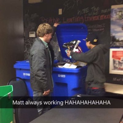 Profile Picture of Matt Repetto (@recycleplzty) on Twitter