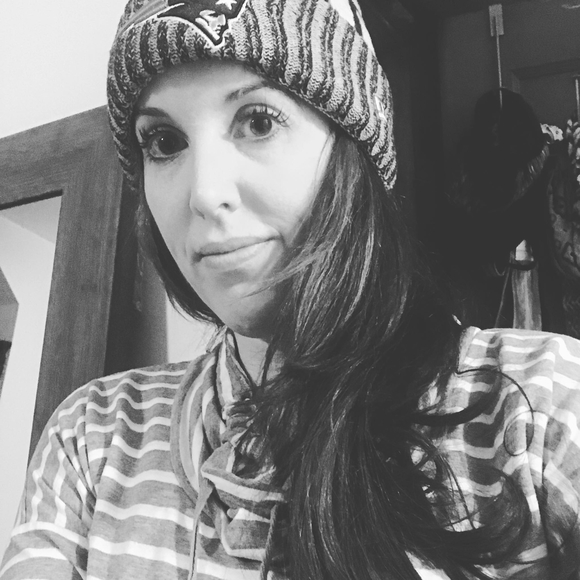 Profile Picture of Jennifer c Lussier (@jclpa22) on Poshmark