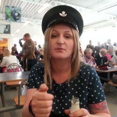 Profile Picture of Vicki (@vik_bradley) on Twitter